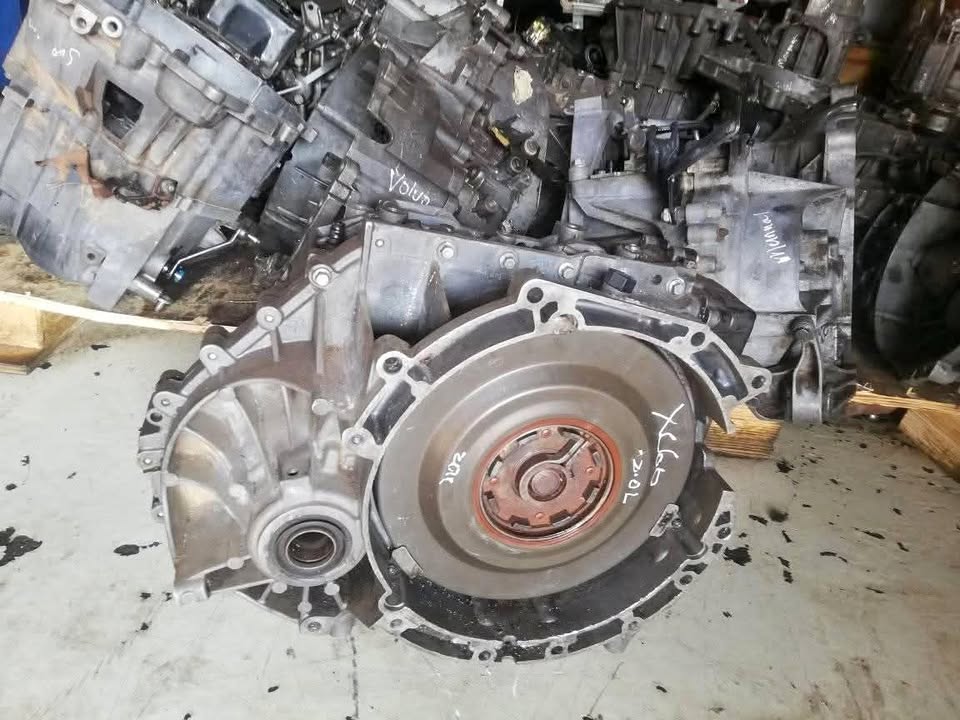 Volvo XC60 T4 powershift gearbox stripping for spares