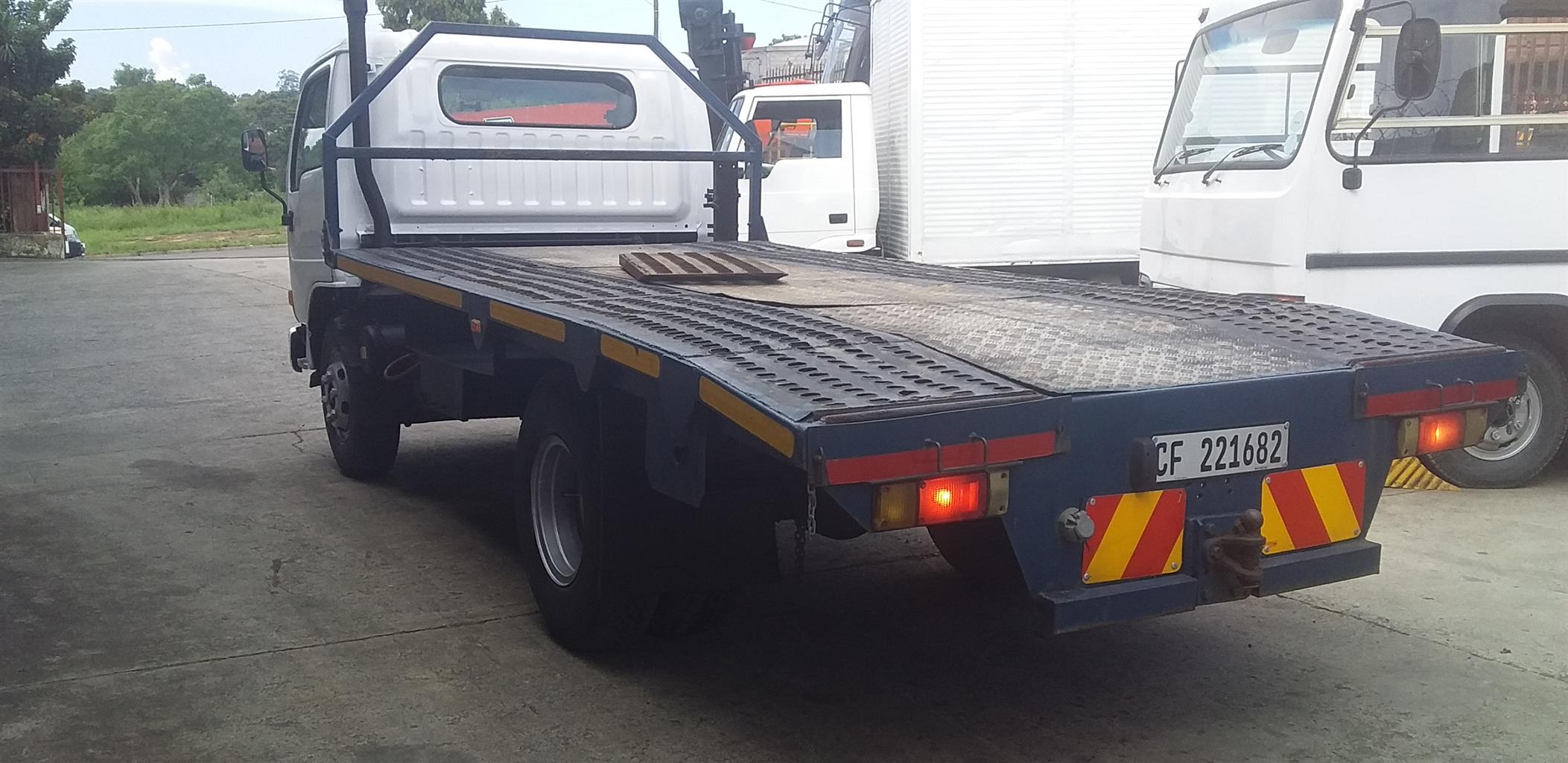 2002 NISSAN DIESEL UD40 WITH VEHICLE CARRIA BODY & TRAILER | Junk Mail ...