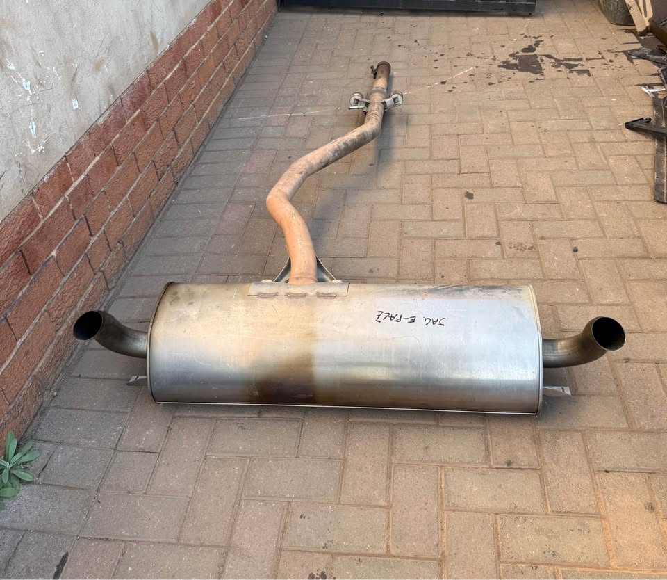 Jaguar E-Pace Exhaust Silencer Muffler - Private Seller Jaguar E-Pace Exhaust Silencer Muffler - Private Seller