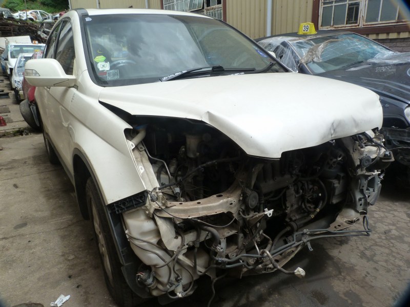 Honda CR-V 2.4 V-Tec RVSi AT Cream - 2009 STRIPPING FOR SPARES - Private Seller Honda CR-V 2.4 V-Tec RVSi AT Cream - 2009 STRIPPING FOR SPARES - Private Seller