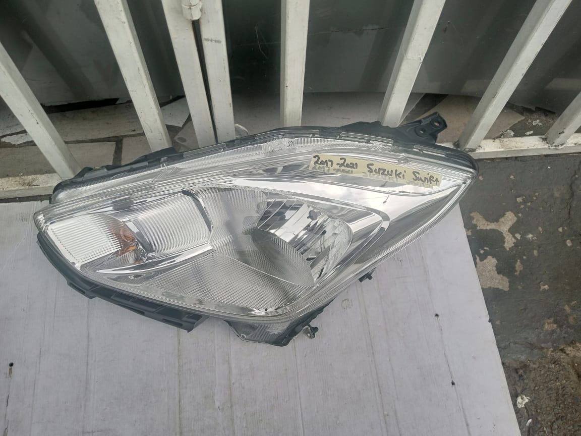 2017-2021 SUZUKI SWITF LEFT SIDE HEADLIGHT FOR SALE - Private Seller