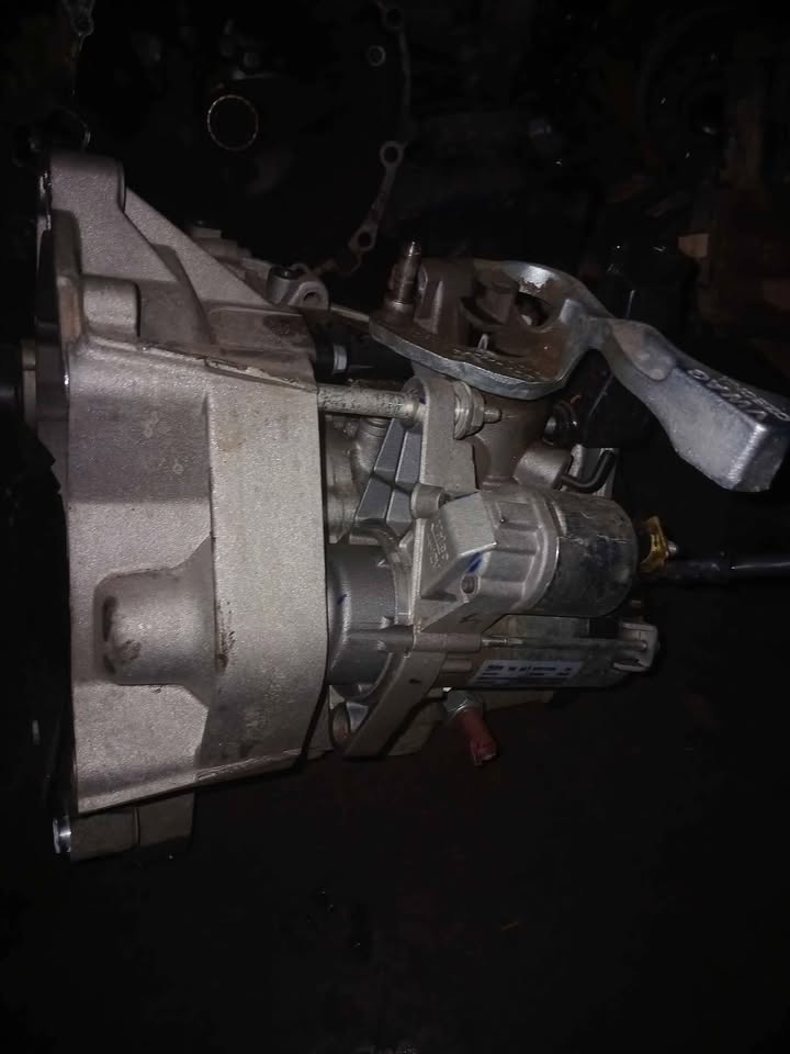 Vw polo vivo new shape maunal gear box
