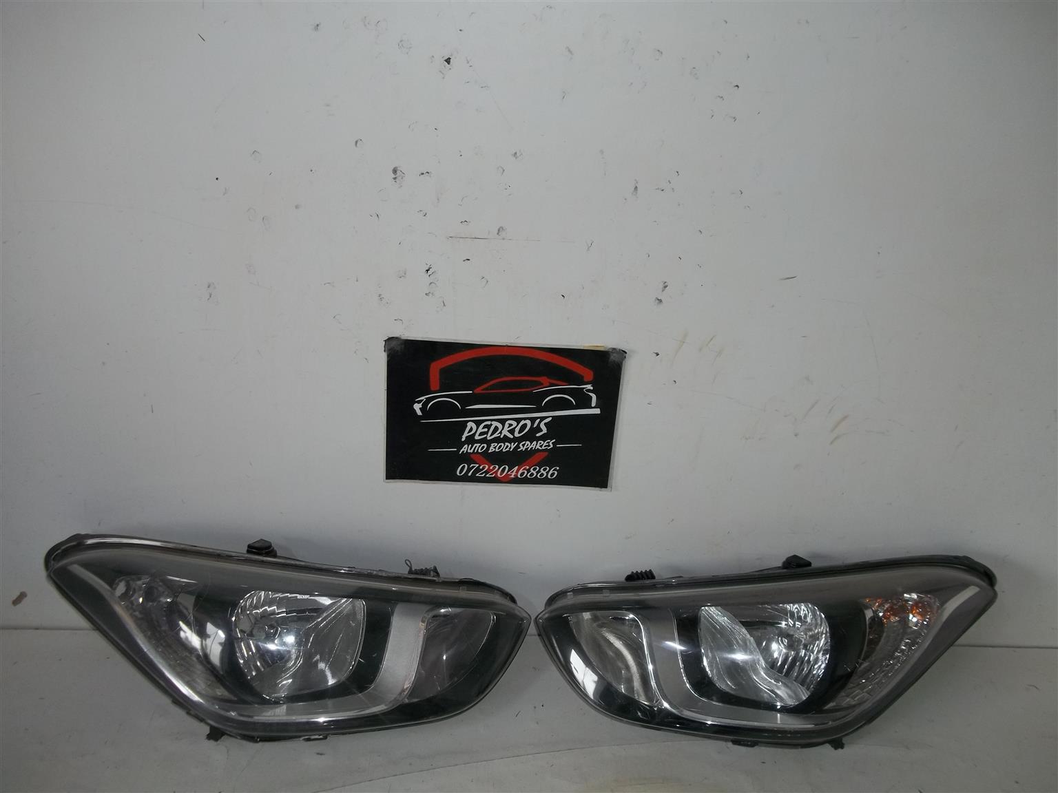 Hyundai I20 headlight set - Private Seller Hyundai I20 headlight set - Private Seller