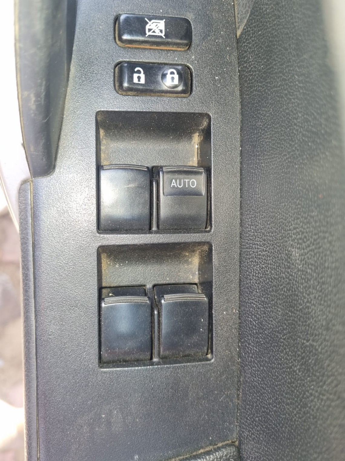 Used Toyota Corolla D4D Window Switches - Private Seller Used Toyota Corolla D4D Window Switches - Private Seller