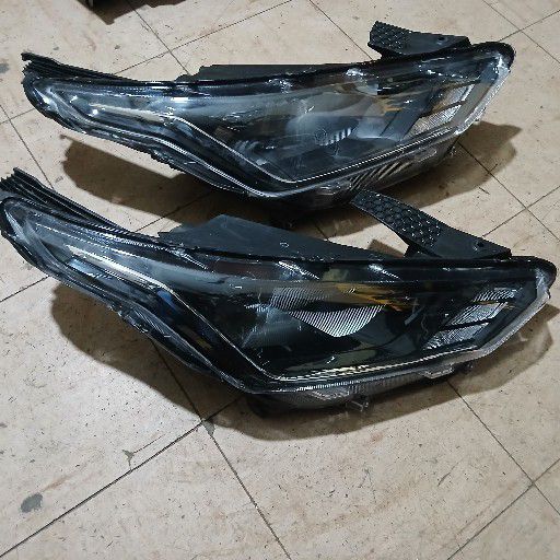 Nissan magnite headlight - Private Seller Nissan magnite headlight - Private Seller