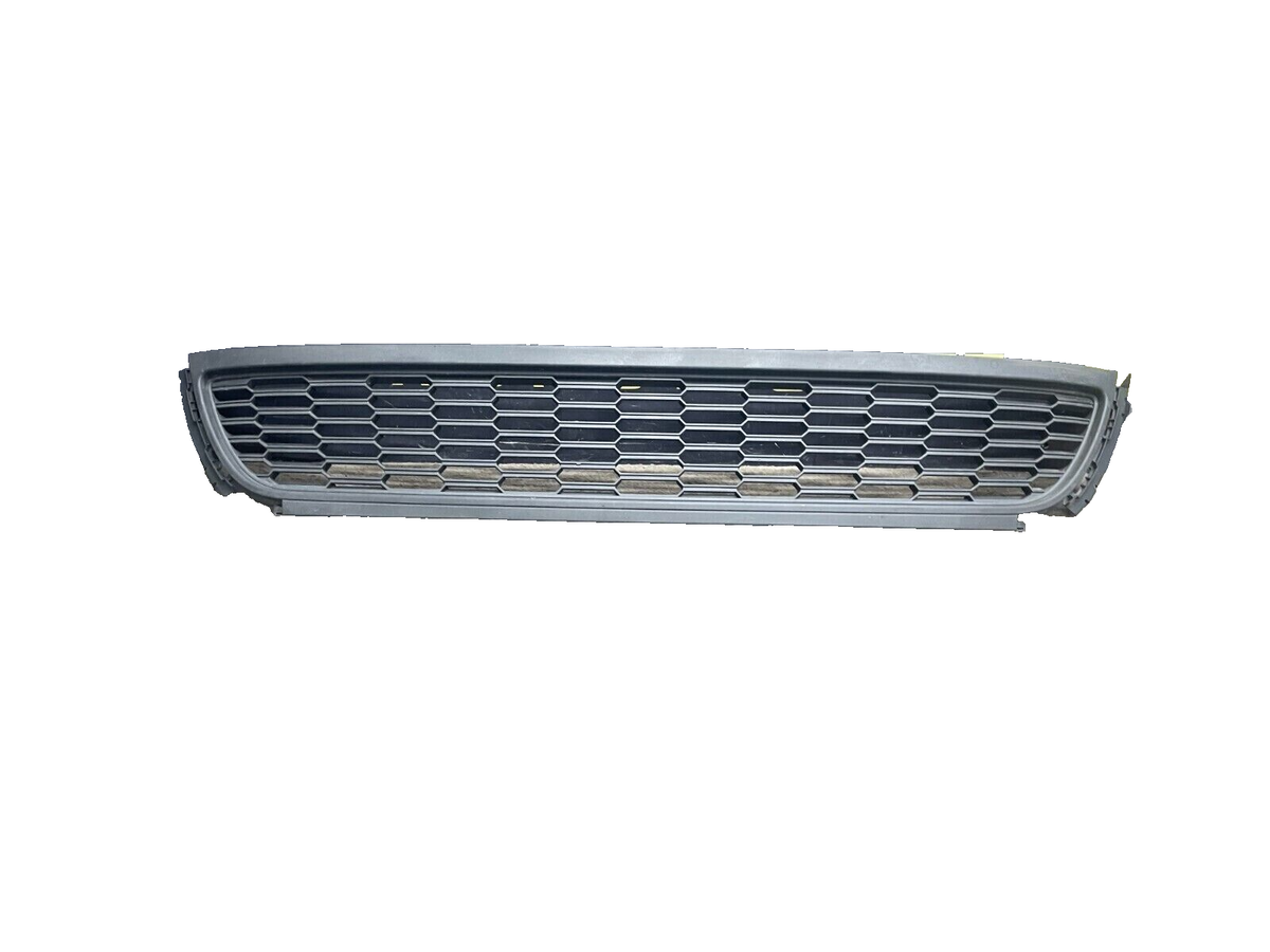 VW Polo 6 Front Lower Bumper Grille 6R0 853 677A – OEM Replacement - Private Seller VW Polo 6 Front Lower Bumper Grille 6R0 853 677A – OEM Replacement - Private Seller