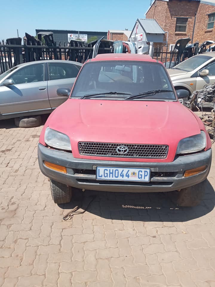 TOYOTA RAV 4 1999 STRIPPING FOR SPARES - Private Seller TOYOTA RAV 4 1999 STRIPPING FOR SPARES - Private Seller