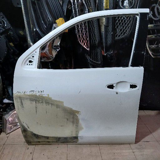 Toyota hilux gd6 door - Private Seller