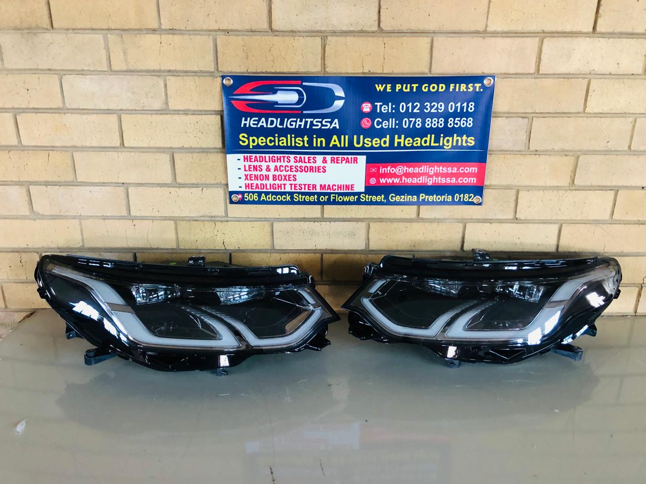 Range Rover Discovery Sport left and right side LED xenon headlights - Private Seller Range Rover Discovery Sport left and right side LED xenon headlights - Private Seller