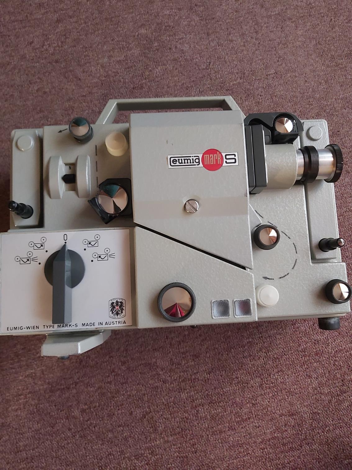 VINTAGE EUMIG MARK S PROJECTOR & BRILLAINT SCREEN FOR SALE