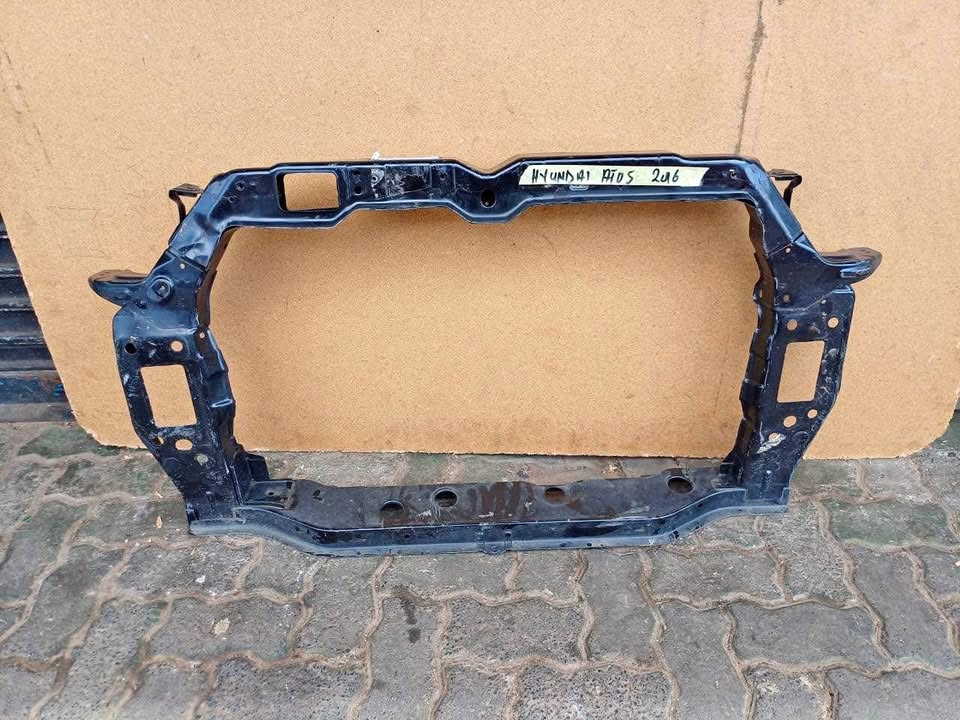 Hyundai Atos cradle - Private Seller Hyundai Atos cradle - Private Seller