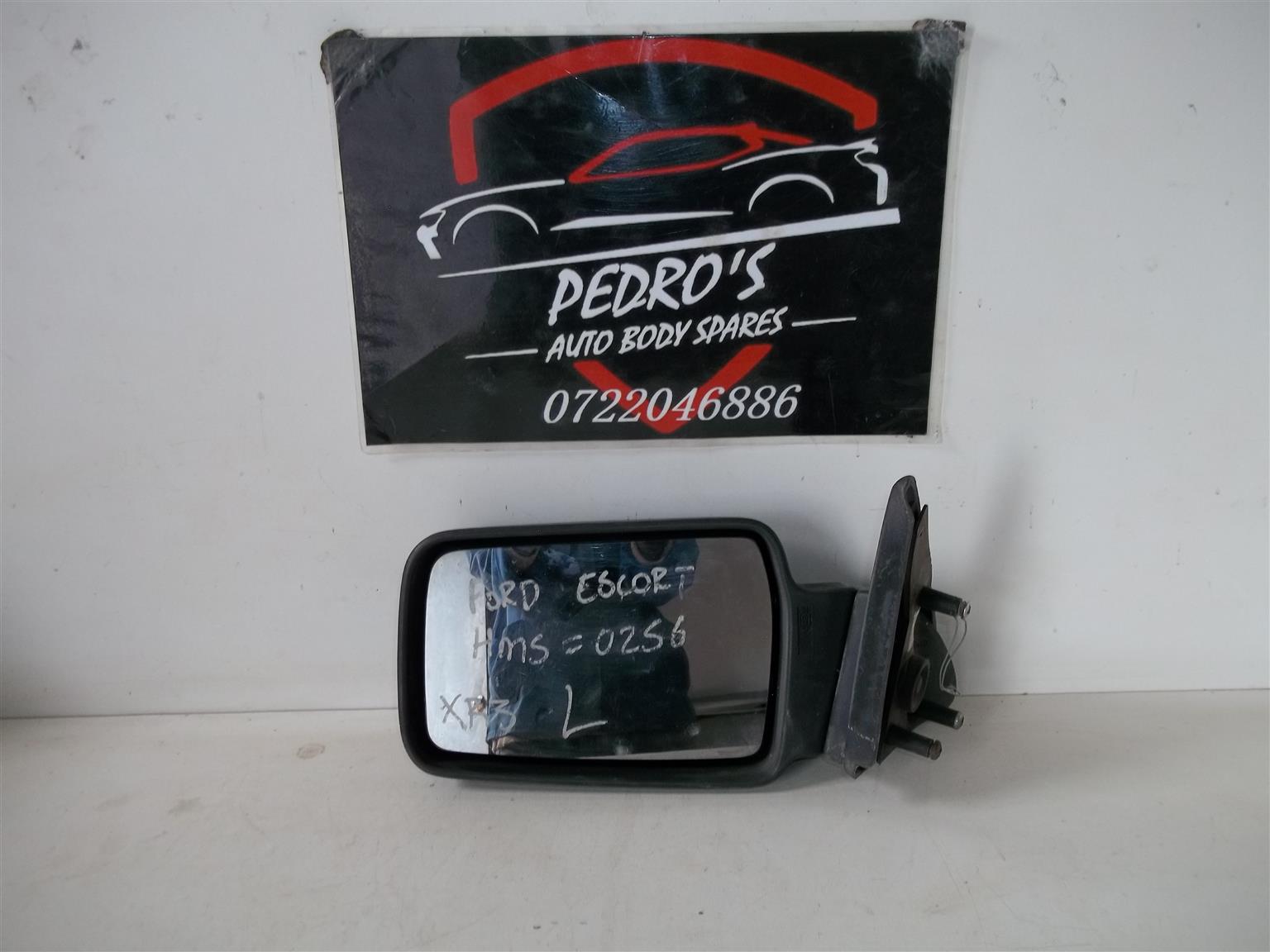 Ford Mondeo '90-'98 left mirrors (Manual) - Private Seller Ford Mondeo '90-'98 left mirrors (Manual) - Private Seller