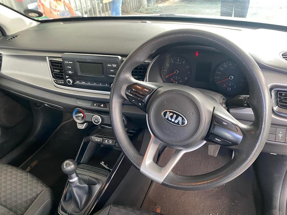2018 KIA RIO 1.2 MANUAL