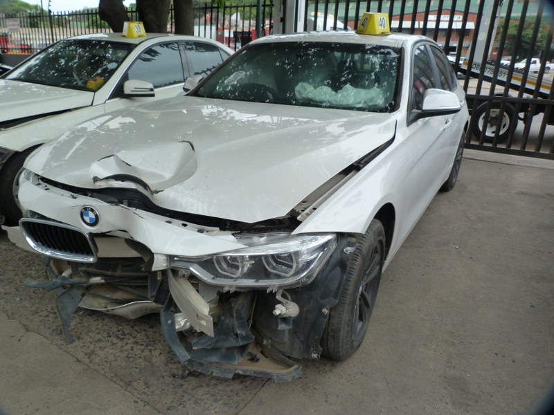 BMW 320i F30 AT - 2016 STRIPPING FOR SPARES - Private Seller BMW 320i F30 AT - 2016 STRIPPING FOR SPARES - Private Seller