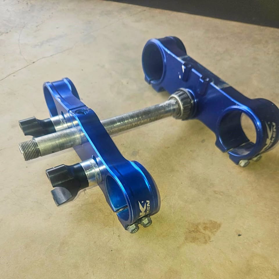 Neken triple clamps 85cc Neken triple clamps 85cc