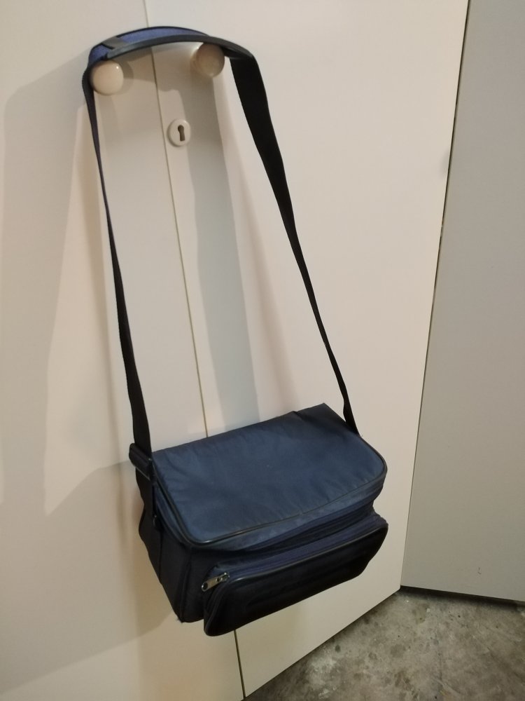 CAMERA OR VIDEO-CAMERA BAG