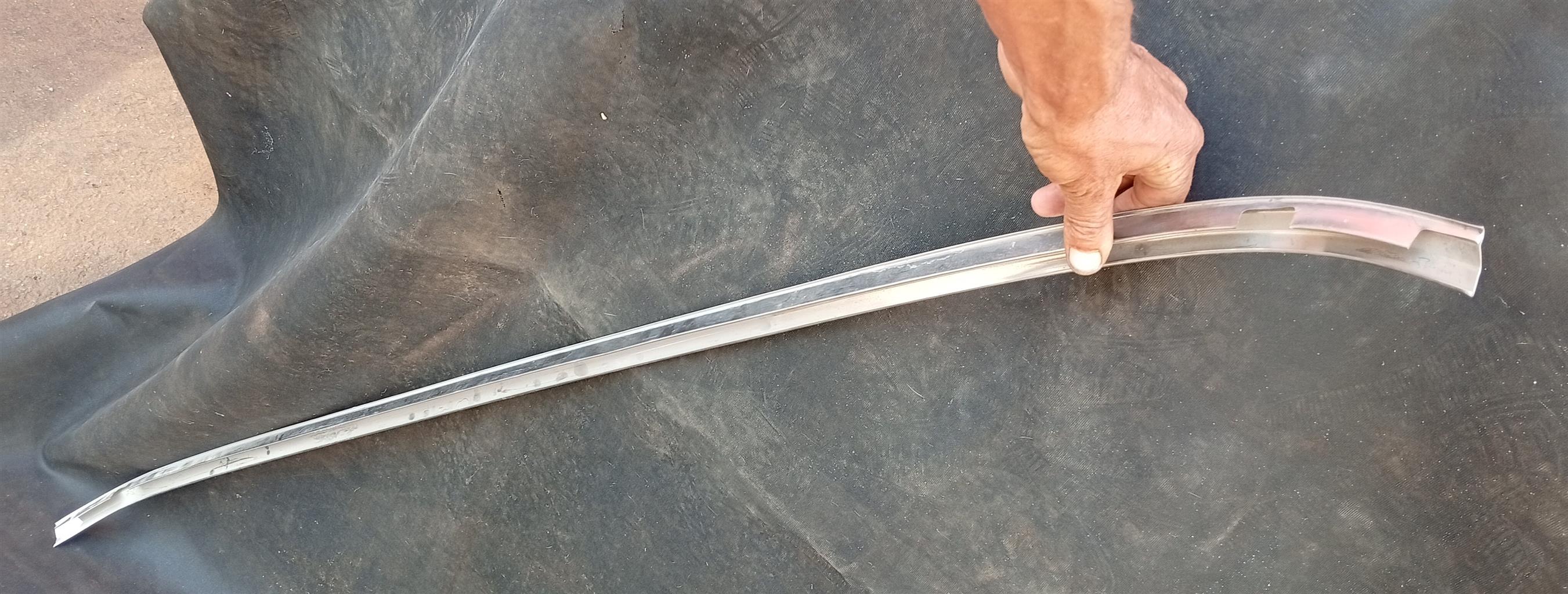 Ford Mustang windscreen - Private Seller Ford Mustang windscreen - Private Seller