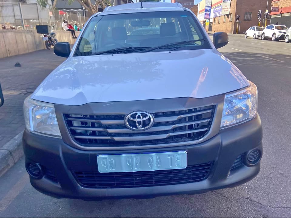 2014 Toyota Hilux 2.0 vvti 2014 Toyota Hilux 2.0 vvti