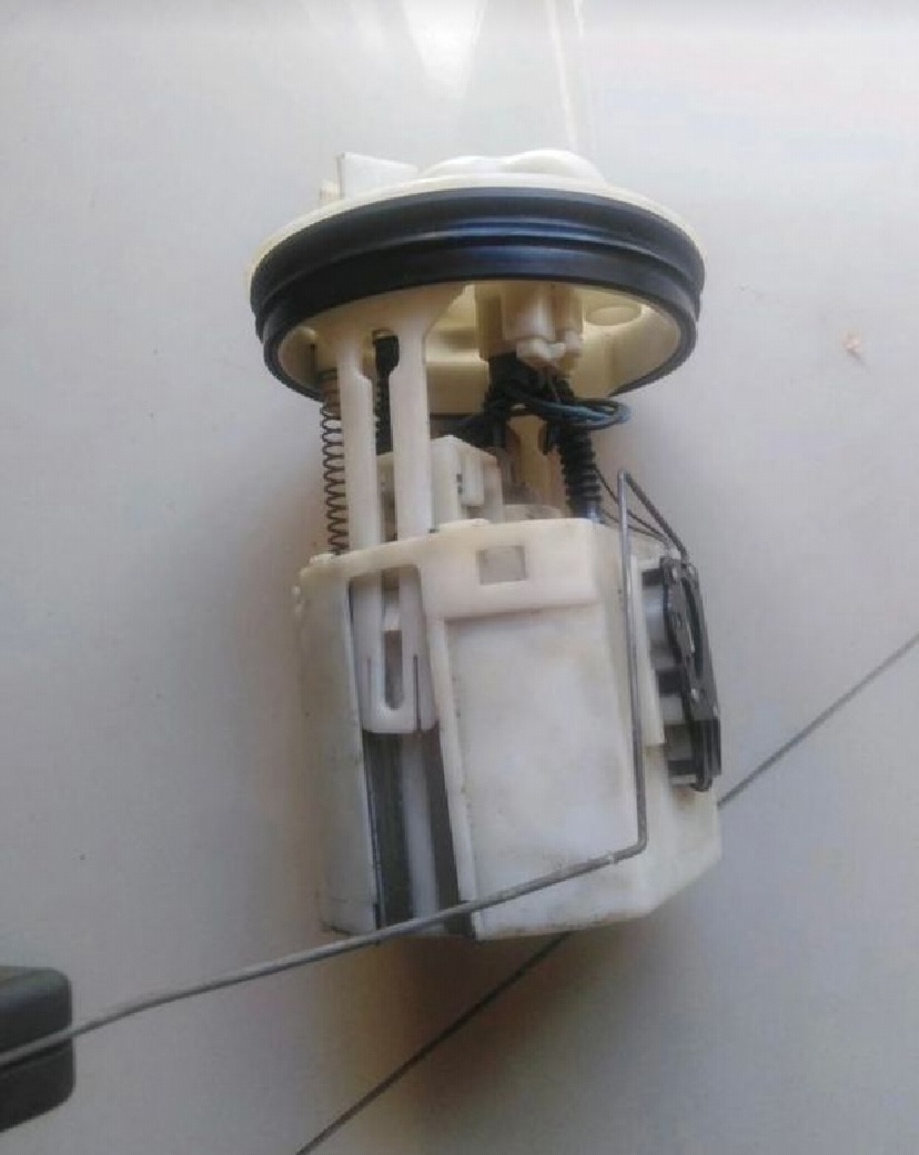 Mazda 6 Fuel pump - Private Seller