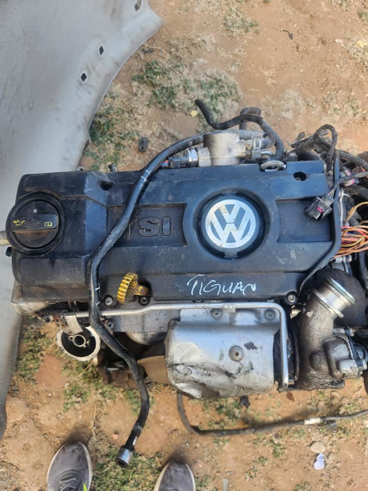 2016 VolksWagen tiguan engine CAXF