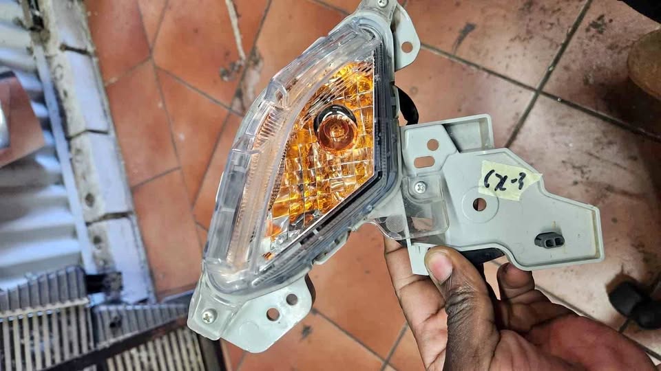 Mazda cx3 right side spotlight for sale - Private Seller Mazda cx3 right side spotlight for sale - Private Seller