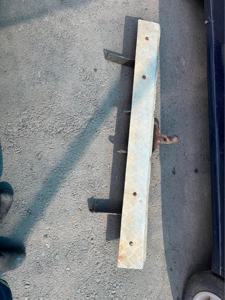 Mahindra Scorpio Tow Bar/Bumper For Sale @Circle 7 Used Parts Call or WhatsApp - Private Seller