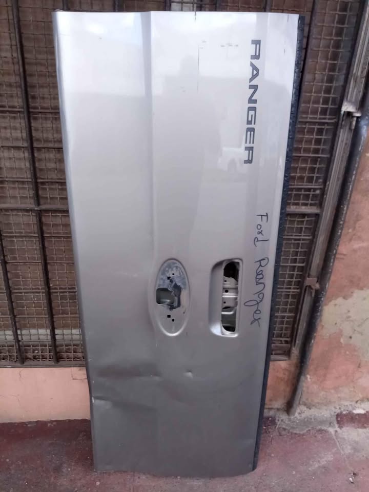 Ford ranger tailgate - Private Seller