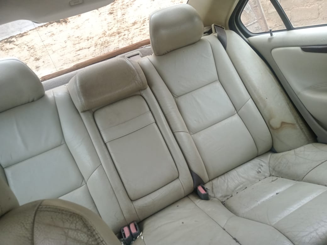 Volvo S60 T5 2002 model