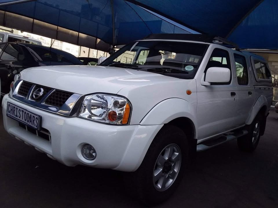 2008 Nissan NP300 Hard Body double cab 2008