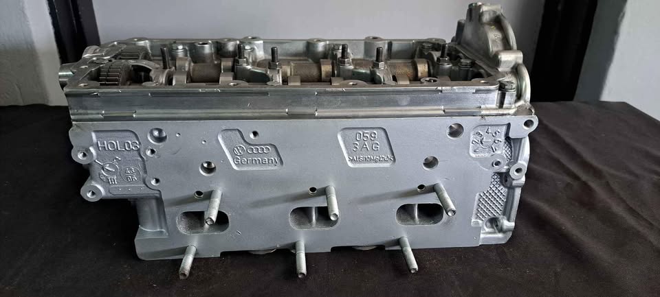 Audi 3L V6 Cylinderhead Set - Private Seller