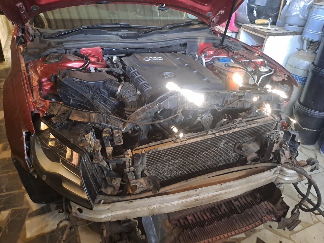 AUDI B8 1.8T .ACCIDENT DAMAGED