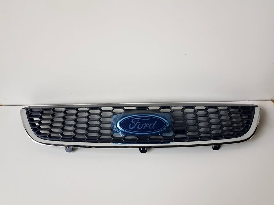 Ford Ikon Grill New - Private Seller Ford Ikon Grill New - Private Seller