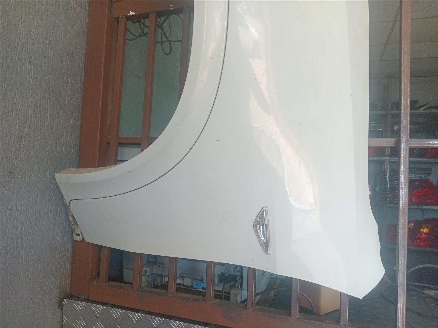 Bmw X5 LH Fender - Private Seller