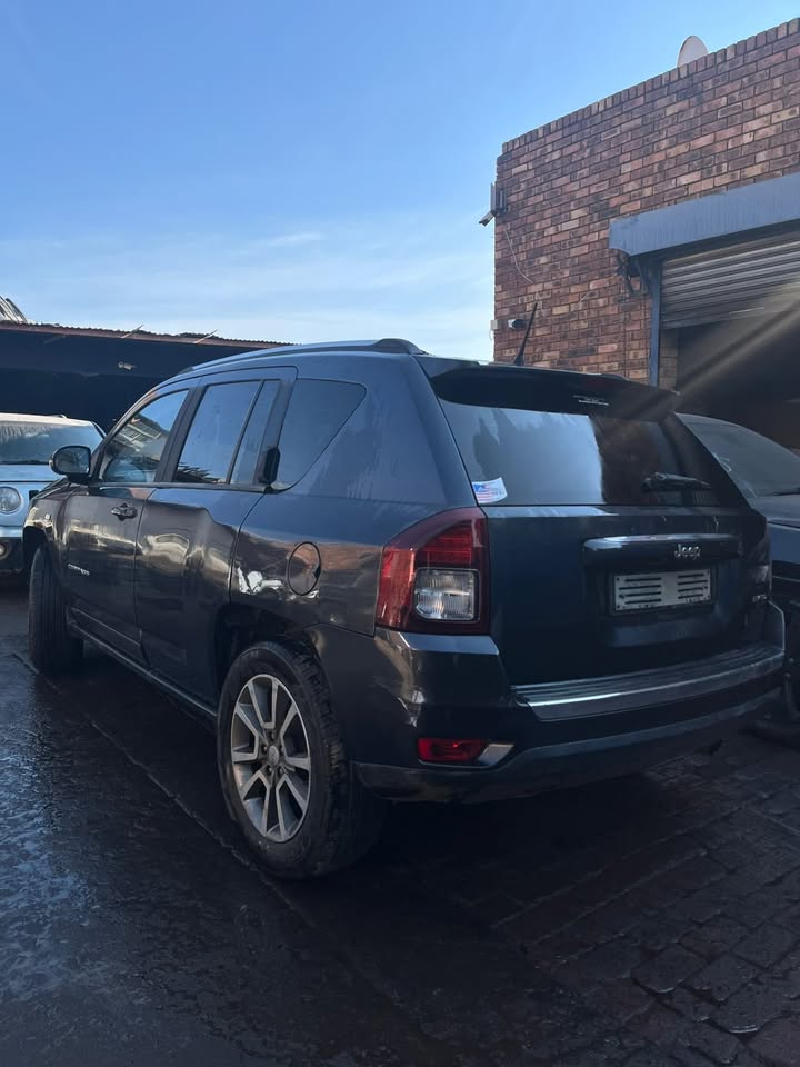 Jeep Compass 2.0 Manual Petrol Now Stripping for Spares - Private Seller Jeep Compass 2.0 Manual Petrol Now Stripping for Spares - Private Seller