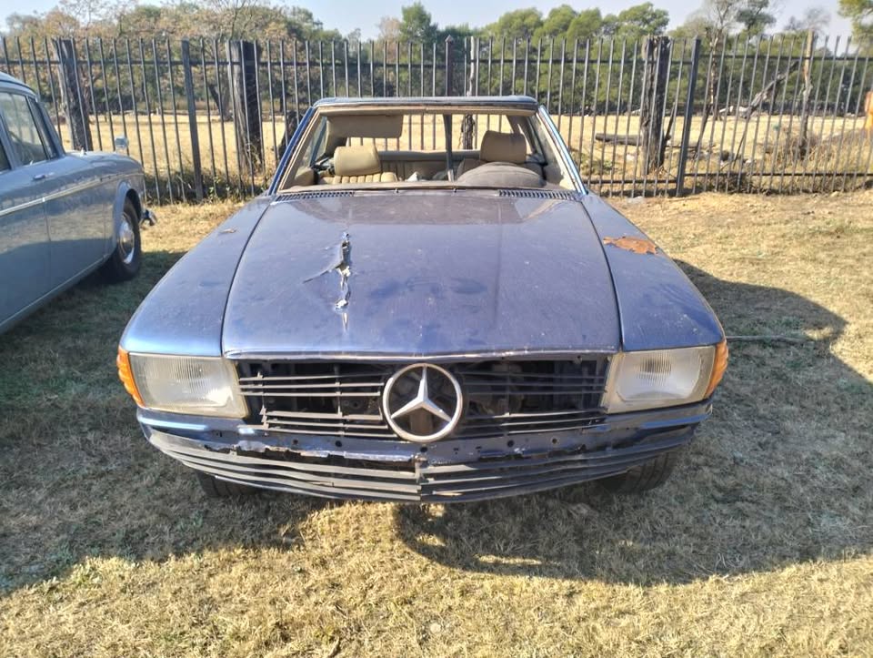 1983 Mercedes-Benz R107 | Junk Mail Marketplace