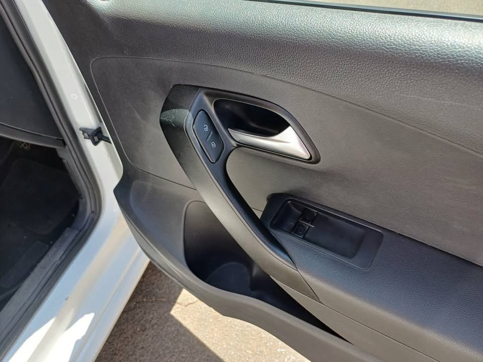 Used 2019 Volkswagen Polo Vivo 5-door 1.4 - Private Seller Used 2019 Volkswagen Polo Vivo 5-door 1.4 - Private Seller