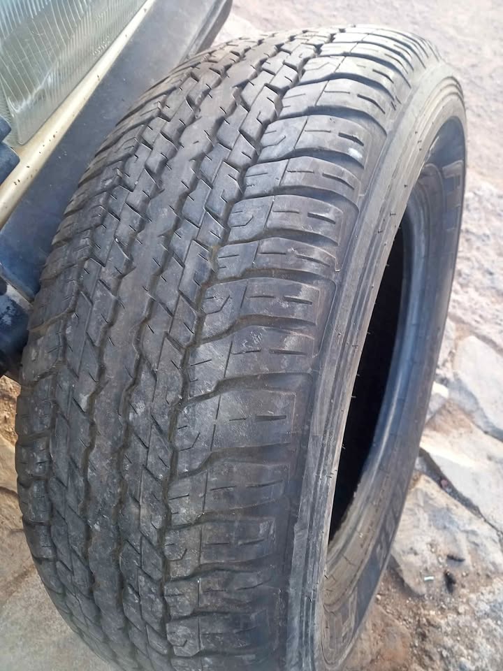 DUNLOP GRANTREK 265/65/17 90% Tread x2 - Private Seller DUNLOP GRANTREK 265/65/17 90% Tread x2 - Private Seller