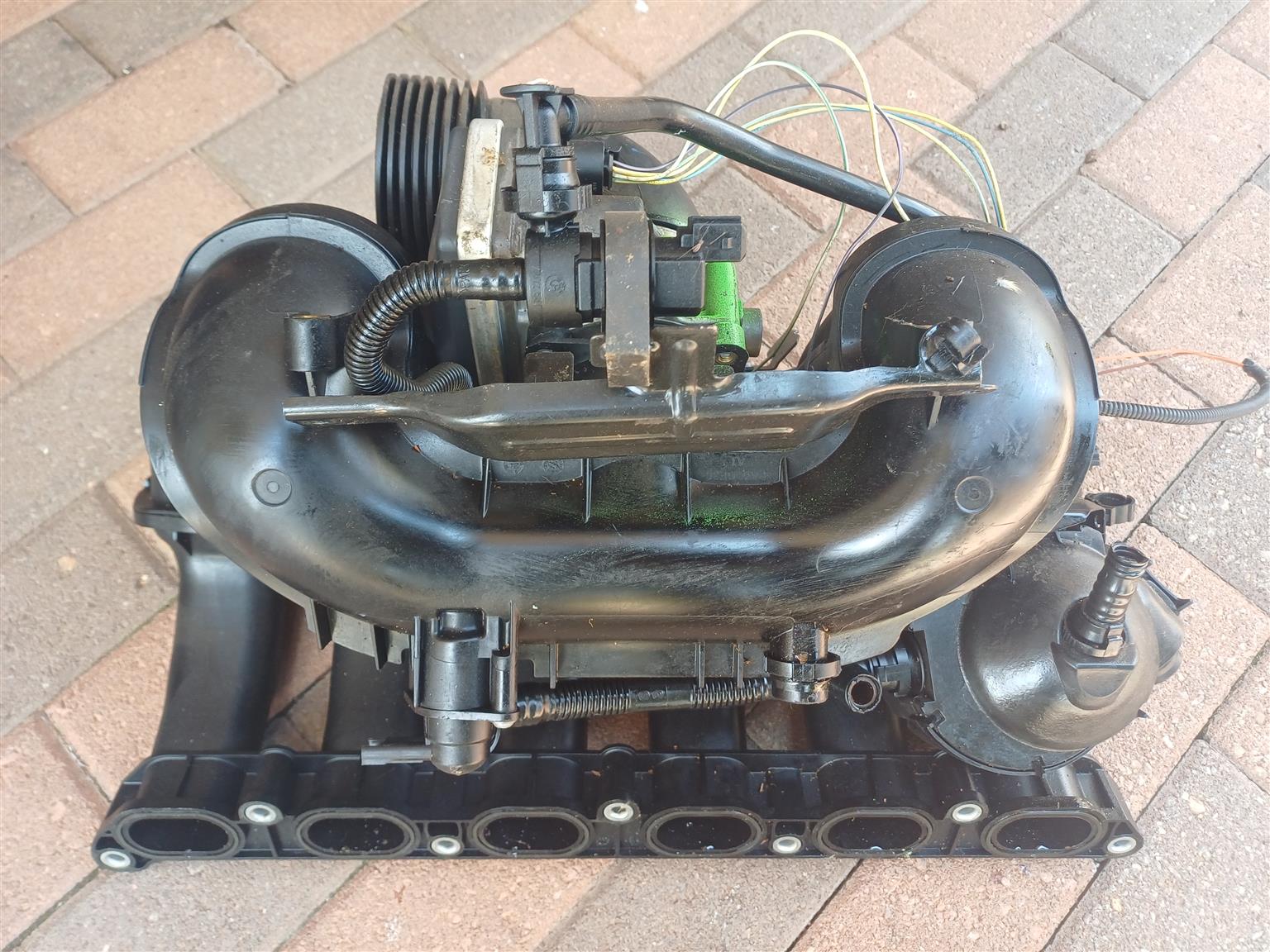 BMW N52 Intake Manifold 3 stage complete. - Private Seller