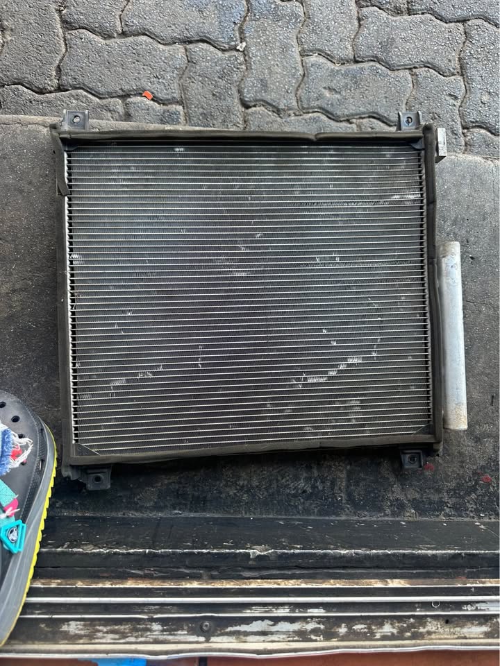 Suzuki Ignis aircon Condenser - Private Seller Suzuki Ignis aircon Condenser - Private Seller