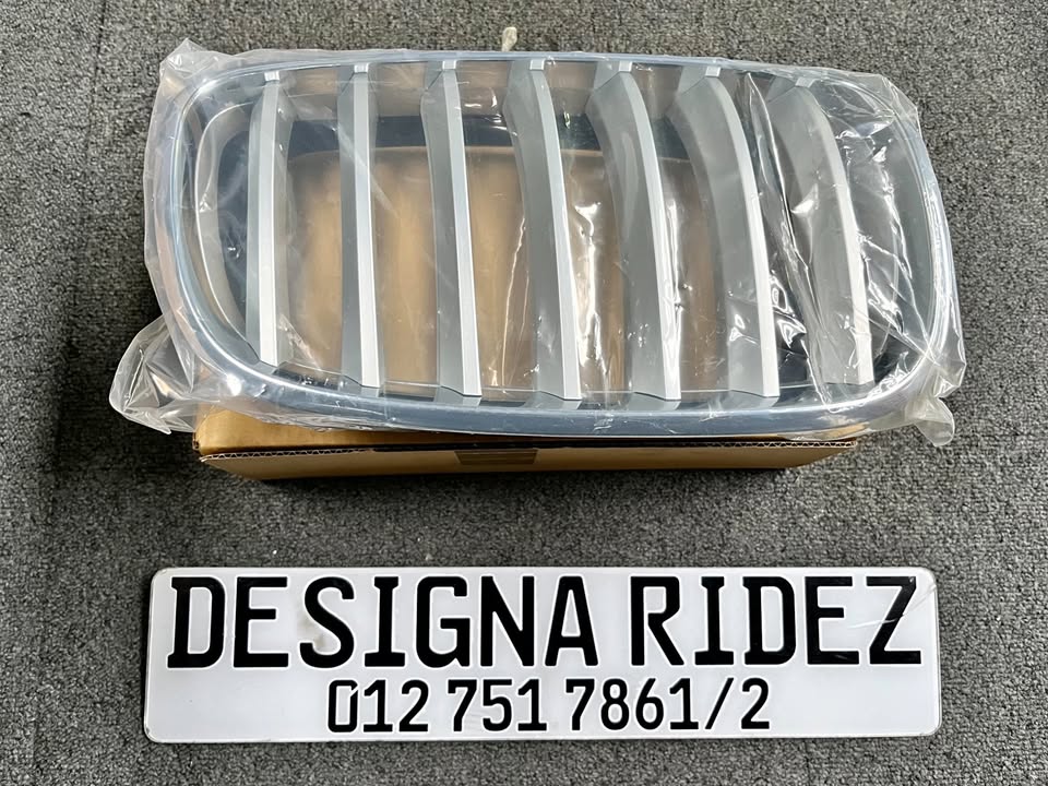 BMW E70 X5 RIGHT FRONT BUMPER KIDNEY GRILL (SILVER X CHROME) AVAILABLE. - Private Seller BMW E70 X5 RIGHT FRONT BUMPER KIDNEY GRILL (SILVER X CHROME) AVAILABLE. - Private Seller