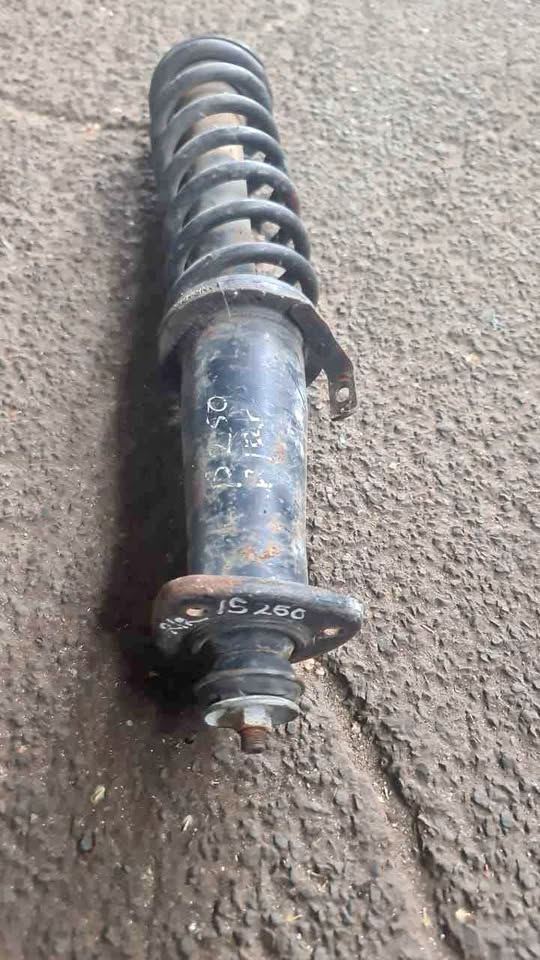 Isuzu 250 R/R shock - Private Seller