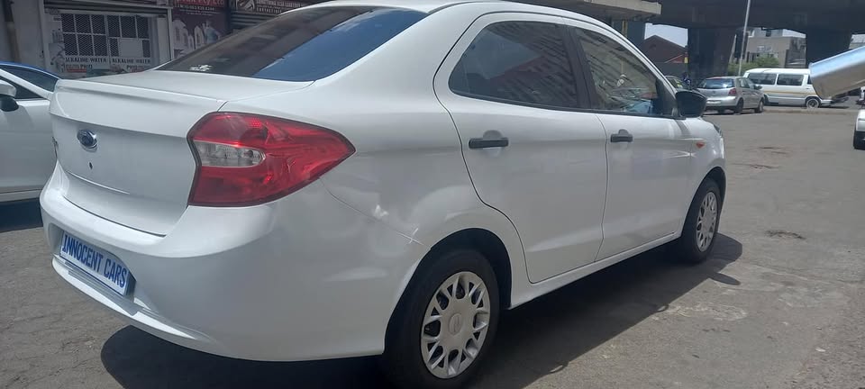 USED 2018 FORD FIGO 1.5 PETROL, MANUAL TRANSMISSION, WHITE COLOUR, MILEAGE 72000KM