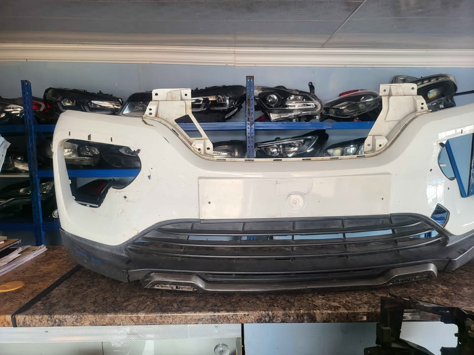 2022 Renault Kwid climber front bumper for sale - Private Seller 2022 Renault Kwid climber front bumper for sale - Private Seller