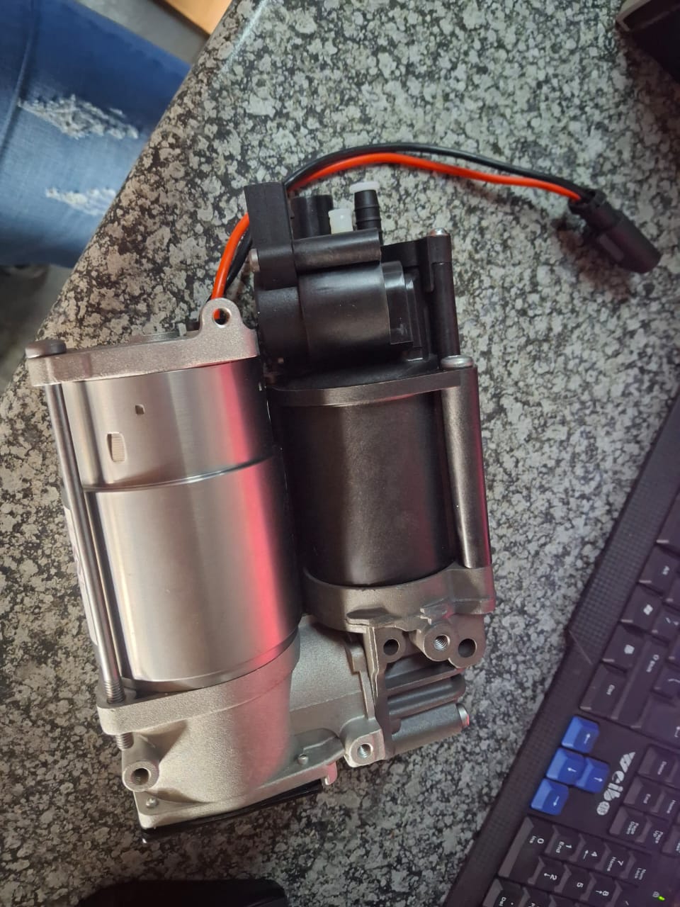 Bmw X5 F15 Air Suspension Pump For Sale. - Private Seller