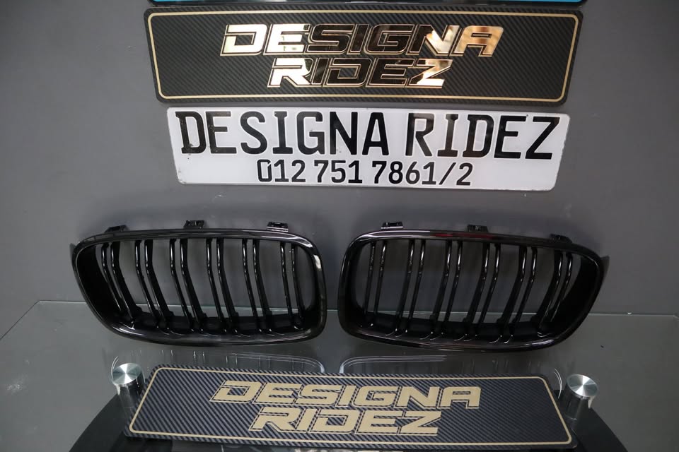 BMW M3 KIDNEY GRILLS (F30/F80/F82) - Private Seller BMW M3 KIDNEY GRILLS (F30/F80/F82) - Private Seller
