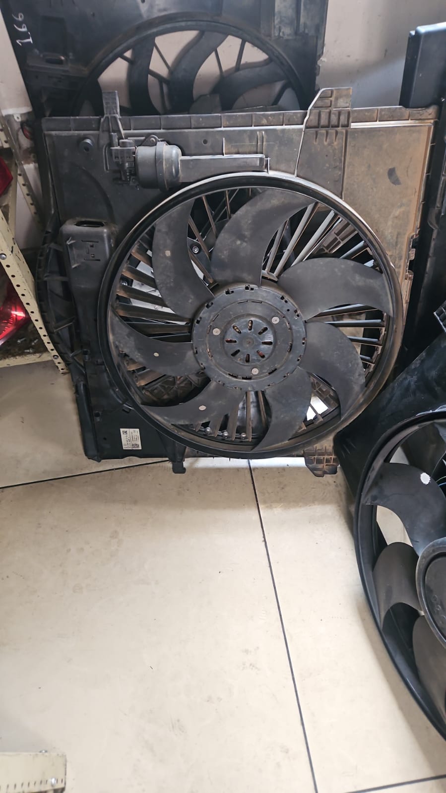 Merc ML350 W166 Radiater fan - Private Seller Merc ML350 W166 Radiater fan - Private Seller