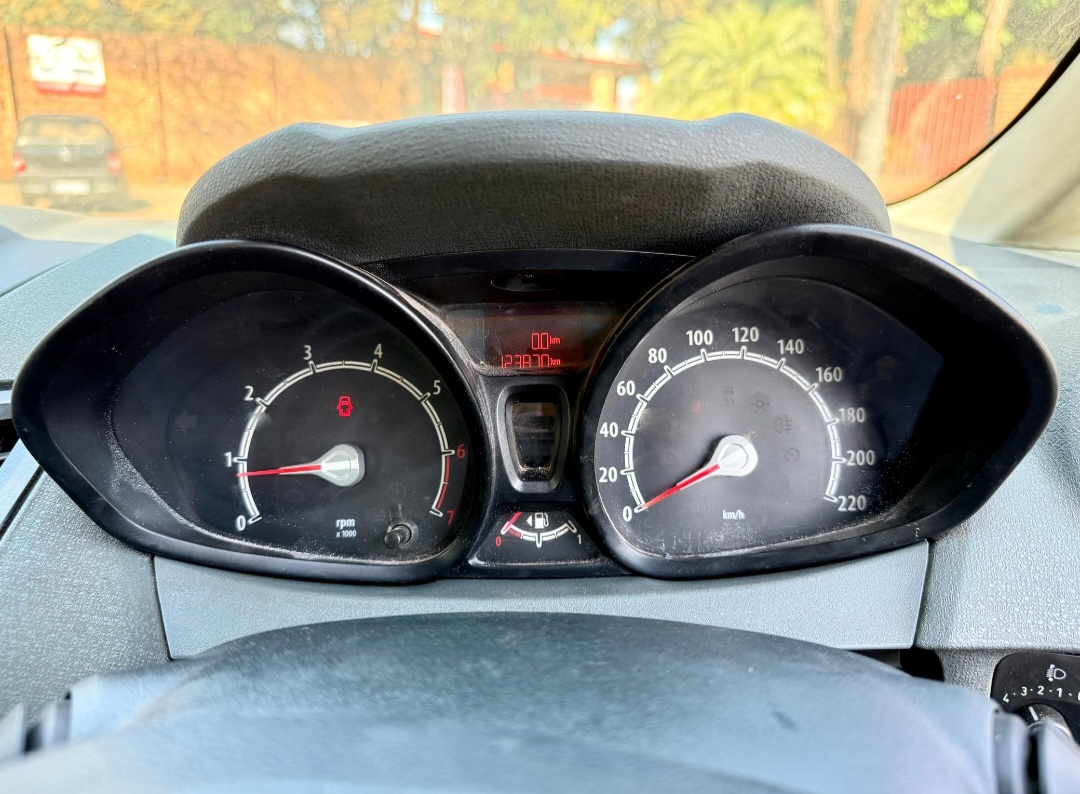 Ford Fiesta 1.6 Ambiente