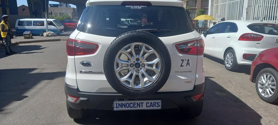 2013 FORD ECOSPORT 1.5 PETROL MANUAL TRANSMISSION, WHITE COLOUR, MILEAGE 135000KM
