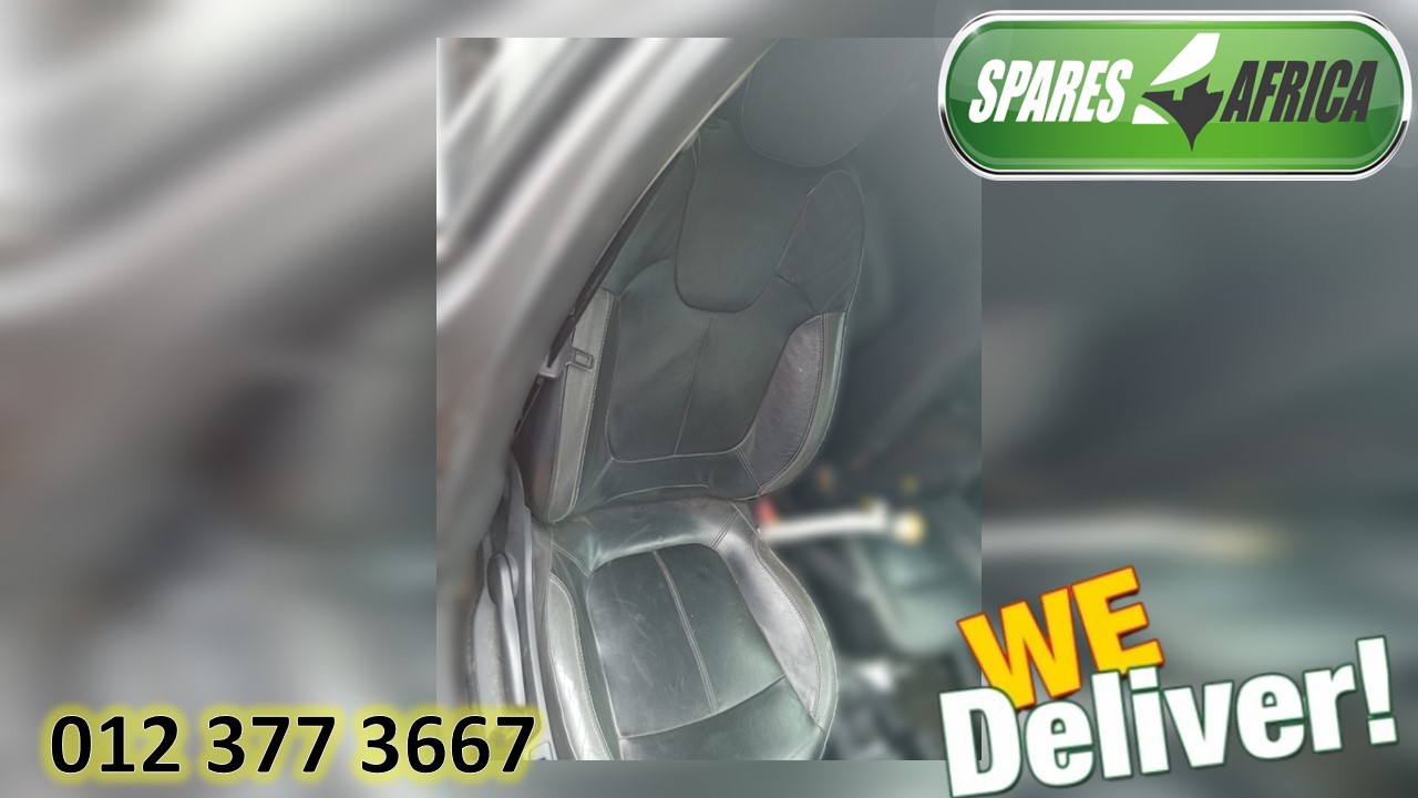 RENAULT CAPTUR USED LEATHER SEATS FOR SALE - Private Seller RENAULT CAPTUR USED LEATHER SEATS FOR SALE - Private Seller