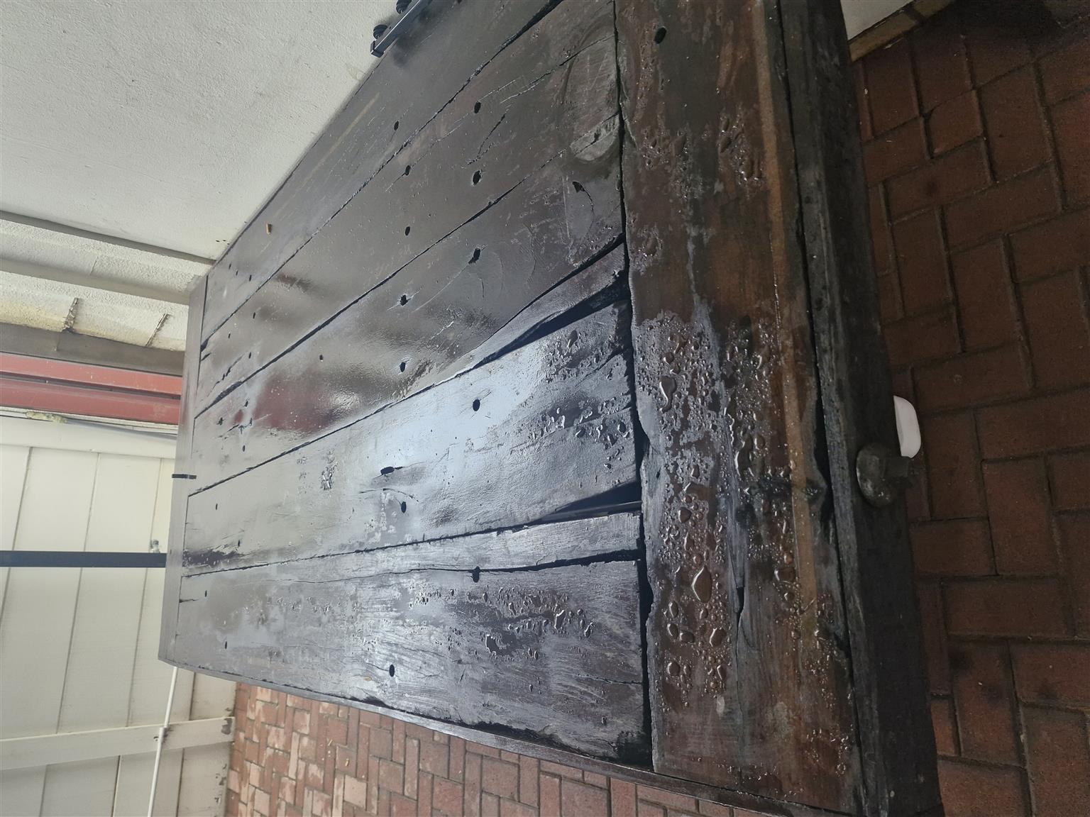 Sleeper table
